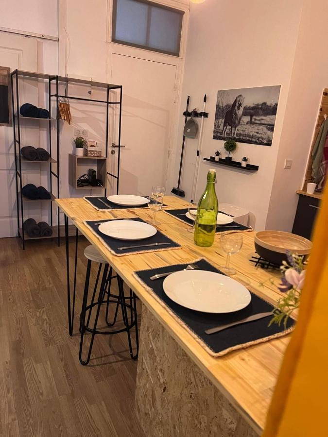 Charmant appartement climatisé aux pieds de la cité Carcasona Exterior foto